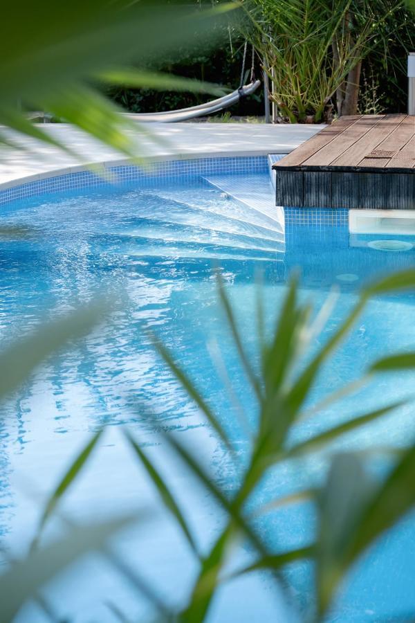 Beach Boy & Pool Girl Apartments Vir Eksteriør bilde